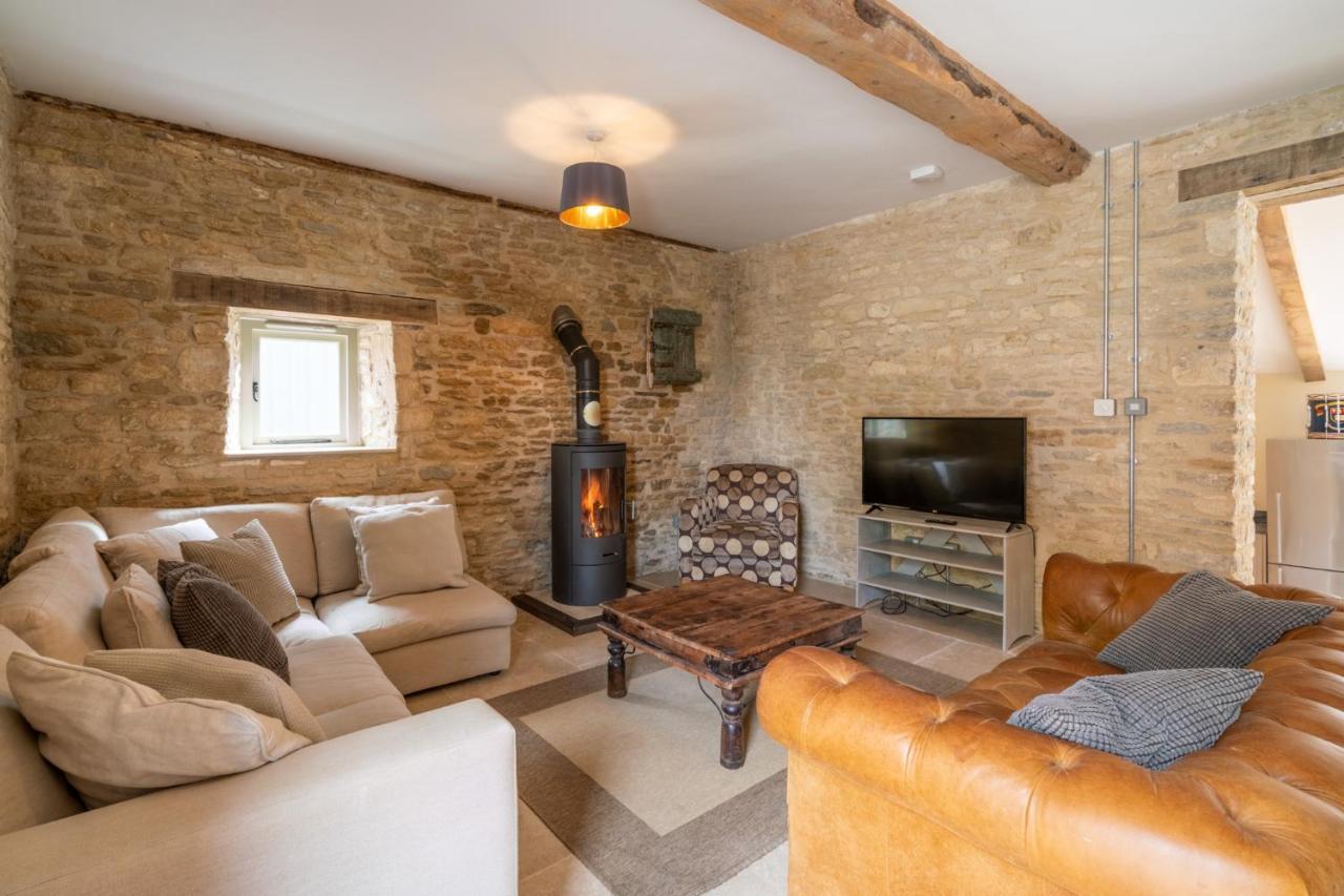 Middle Barn Villa Dyrham Luaran gambar